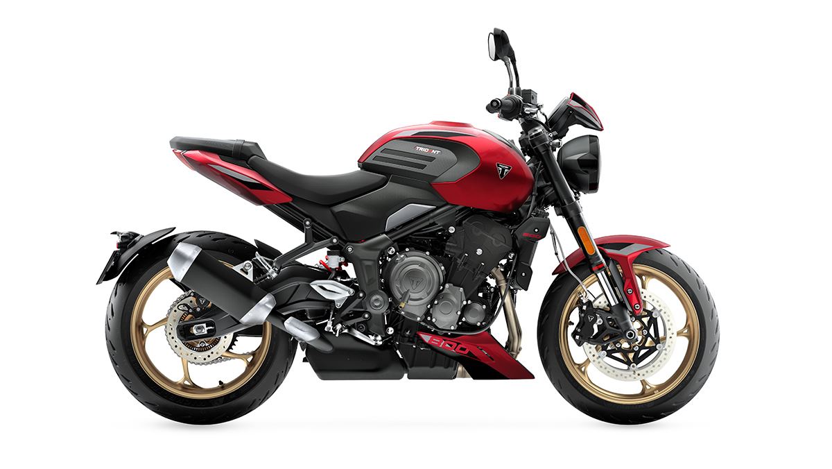 Trident 800: Carnival Red