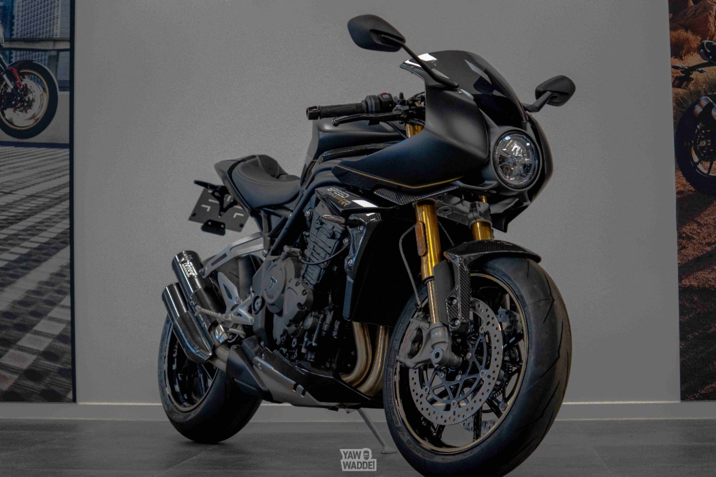 Speed Triple 1200 RR: Black edition