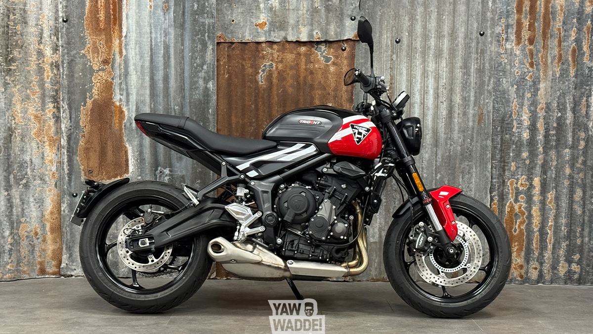 Triumph Trident 660: Diablo Red/ Sapphire Black (TVA déductible)