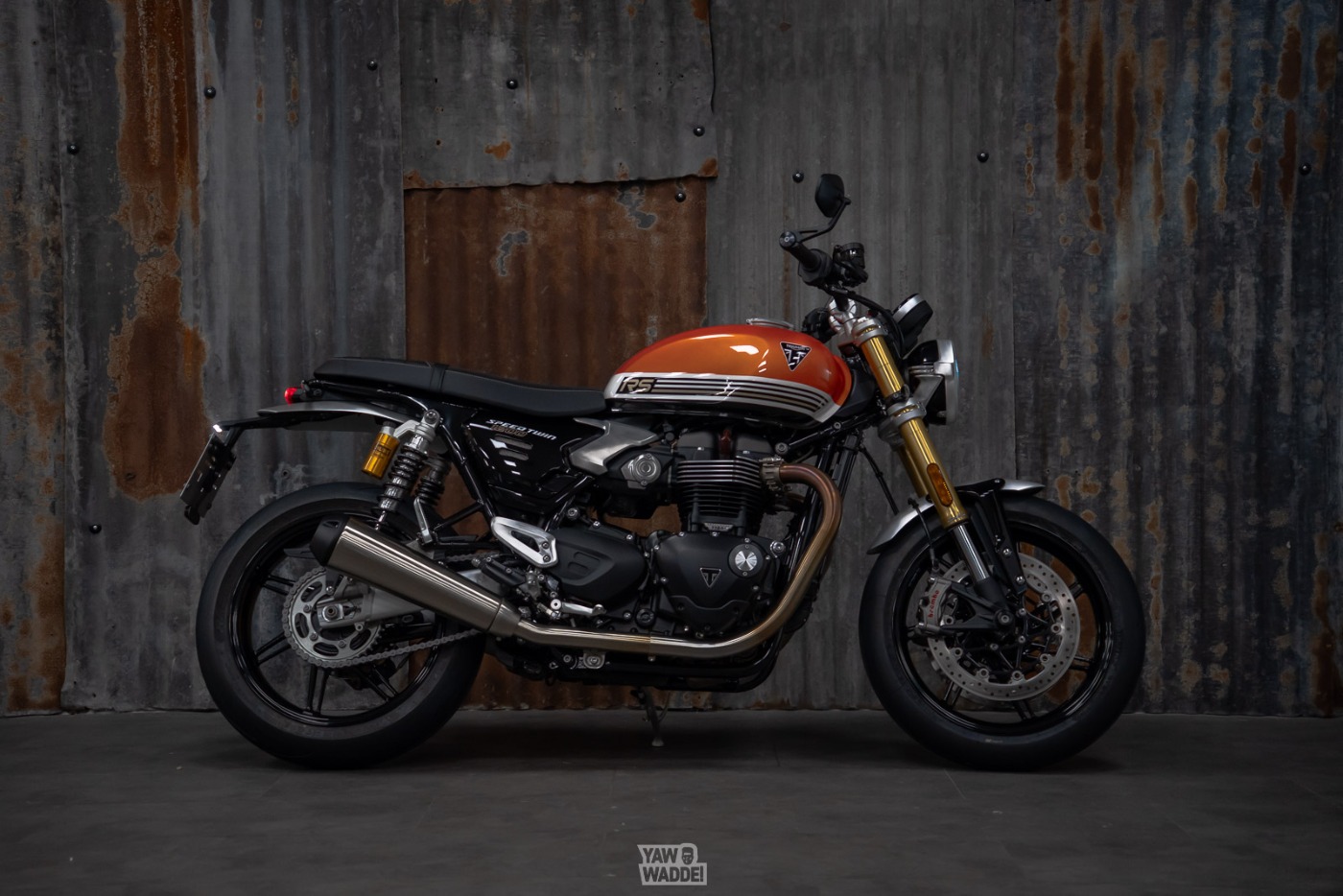 Triumph Speed Twin 1200 RS Baja Orange